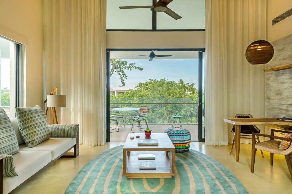 Andaz Mayakoba Riviera Maya, By Hyatt Resort El Marlyn Azul